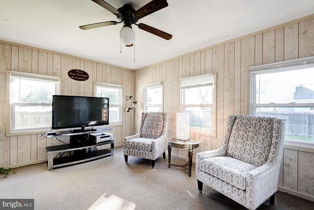 3 DOVER CT, Bear, DE 19701