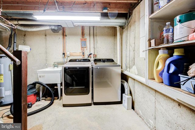 3 DOVER CT, Bear, DE 19701