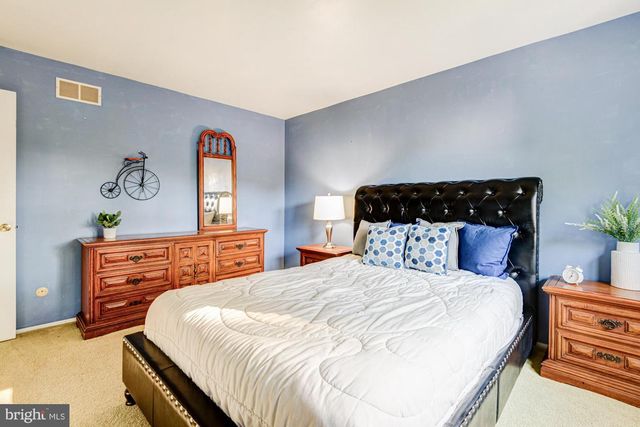 3 DOVER CT, Bear, DE 19701