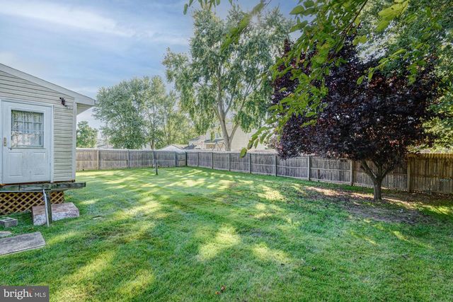 3 DOVER CT, Bear, DE 19701