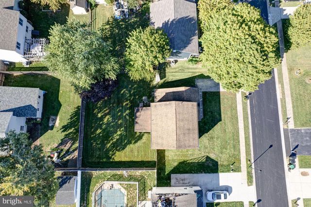 3 DOVER CT, Bear, DE 19701