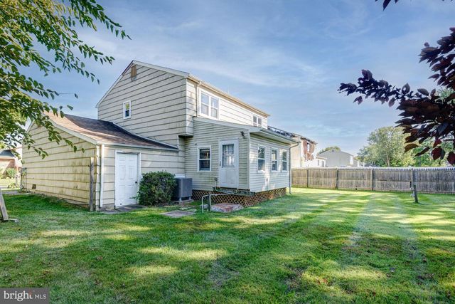 3 DOVER CT, Bear, DE 19701