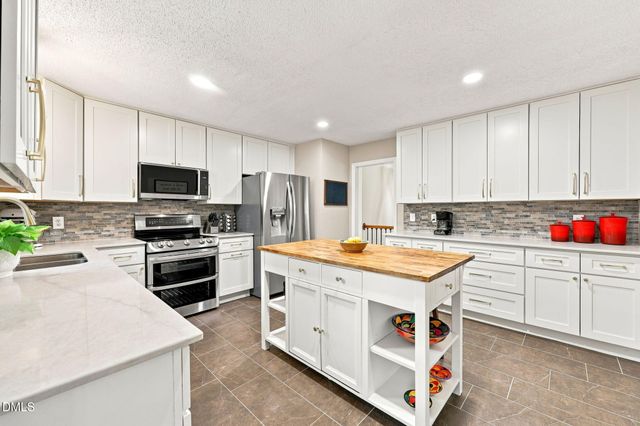 1206 Wishaw Court, Cary, NC 27511