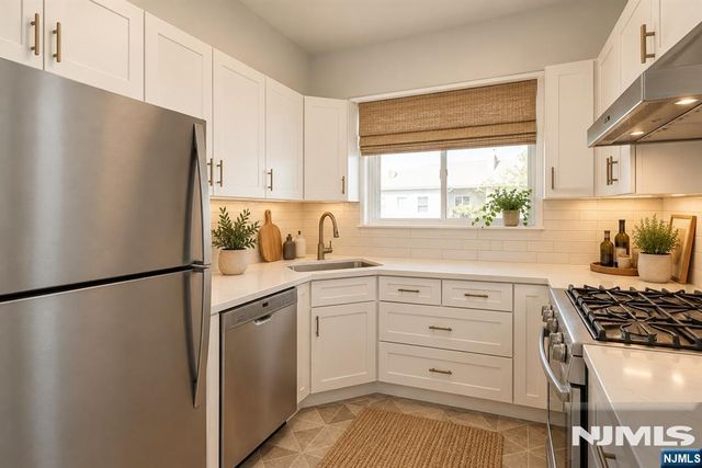 324 Brittany Drive, Wayne, NJ 07470