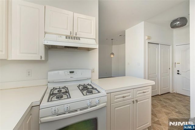 324 Brittany Drive, Wayne, NJ 07470