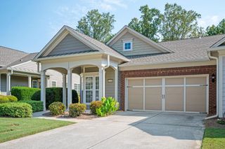 6208 Longleaf Drive, Hoschton, GA 30548