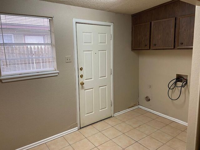 7402 Avenue W, Lubbock, TX 79423