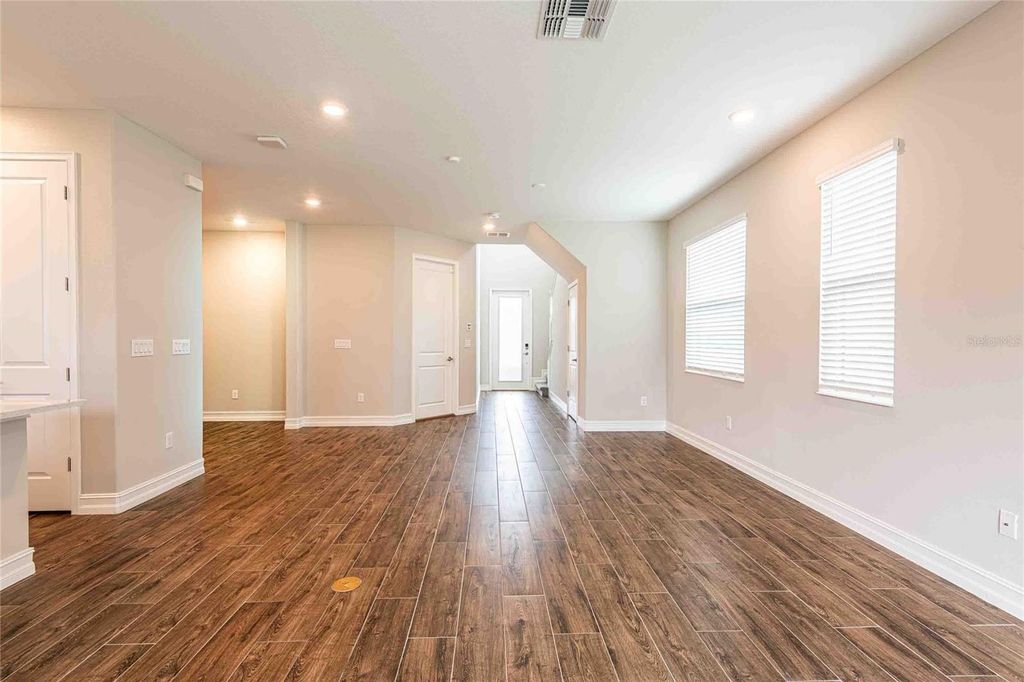 Image 11 of property listing at 4655 ALMADA LANE, Wesley Chapel, FL 33543