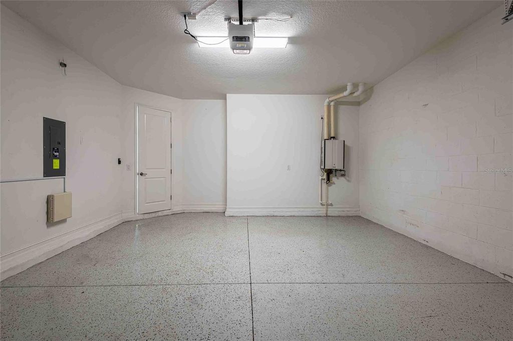 Image 31 of property listing at 4655 ALMADA LANE, Wesley Chapel, FL 33543