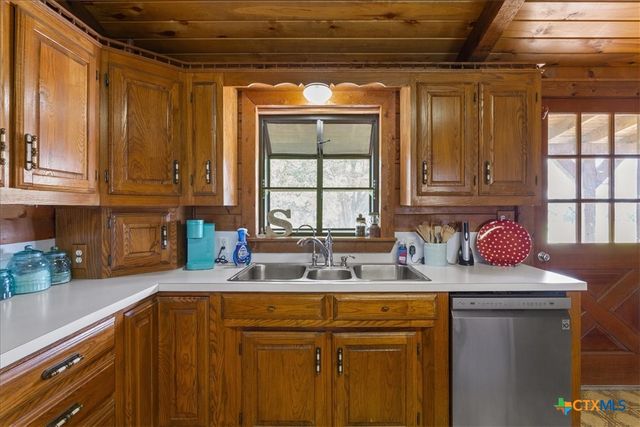 124 Old Mission Road, Kempner, TX 76539