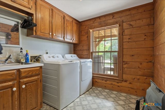 124 Old Mission Road, Kempner, TX 76539