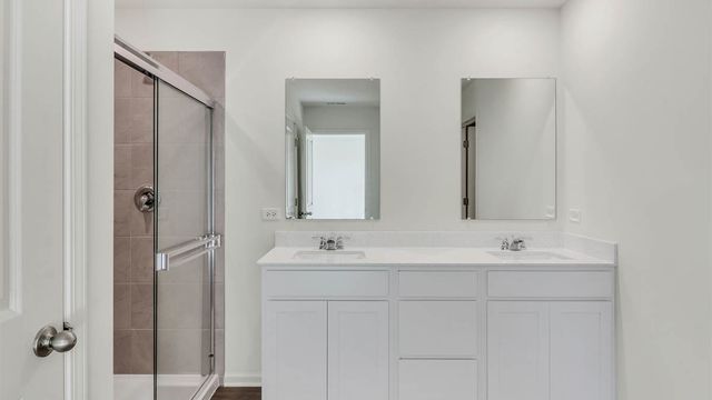 6253 Leinster Lane, Tinley Park, IL 60477