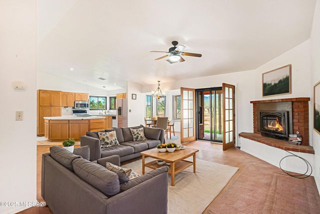 6620 S Moson Road, Hereford, AZ 85615