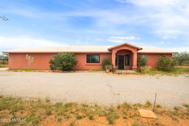 6620 S Moson Road, Hereford, AZ 85615