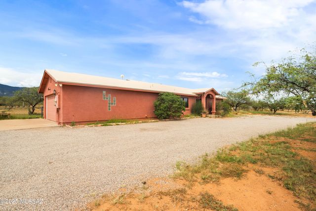 6620 S Moson Road, Hereford, AZ 85615