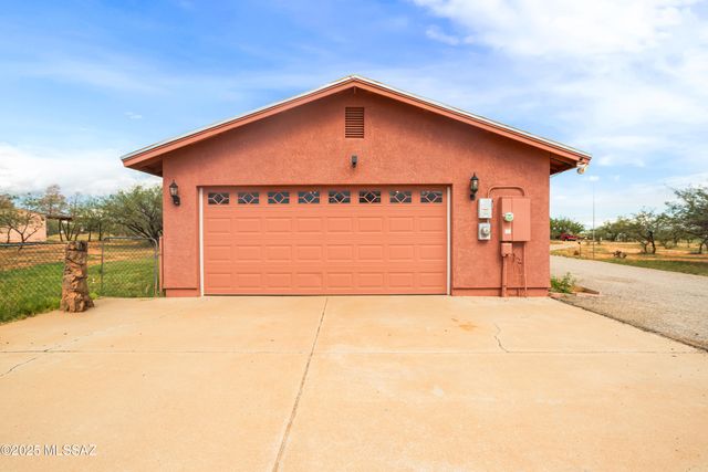 6620 S Moson Road, Hereford, AZ 85615
