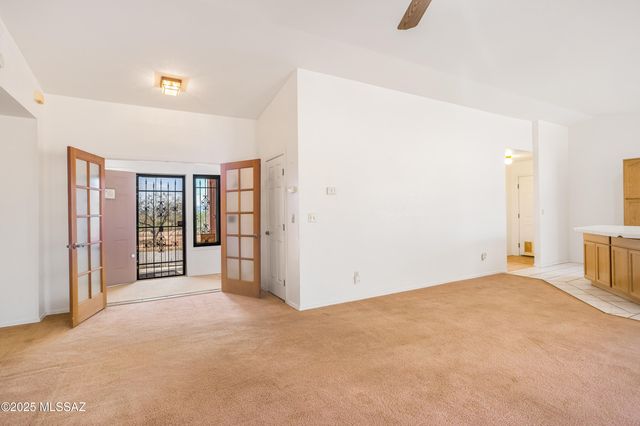 6620 S Moson Road, Hereford, AZ 85615