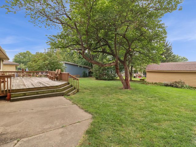 7670 NW 16th Street, Ankeny, IA 50023