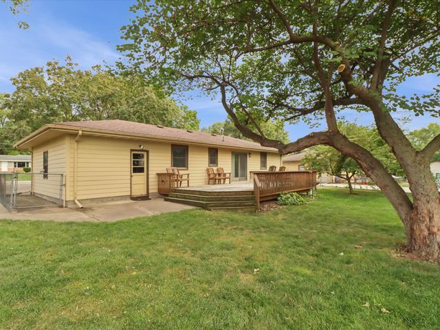 7670 NW 16th Street, Ankeny, IA 50023