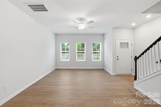 5861 Tuckaseegee Road, Charlotte, NC 28208