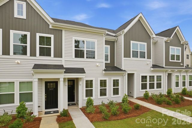 5861 Tuckaseegee Road, Charlotte, NC 28208