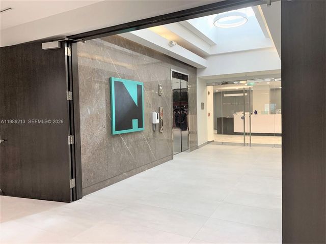 5959 Waterford District Dr 100, Miami, FL 33126