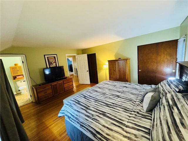 73 Pinon Dr Drive, Henrietta, NY 14586
