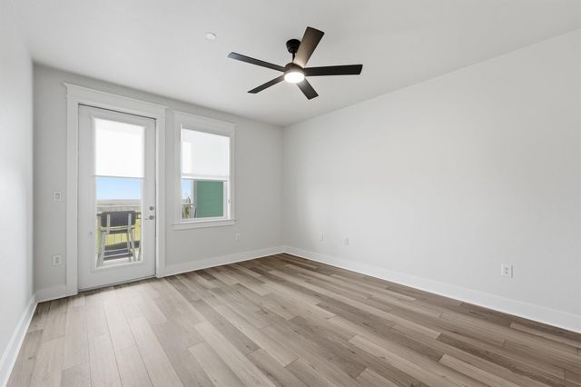 4211 Pointe West Drive 102, Galveston, TX 77554