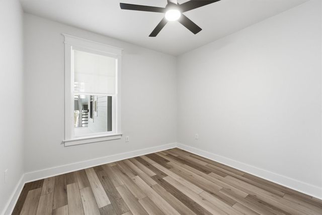 4211 Pointe West Drive 102, Galveston, TX 77554