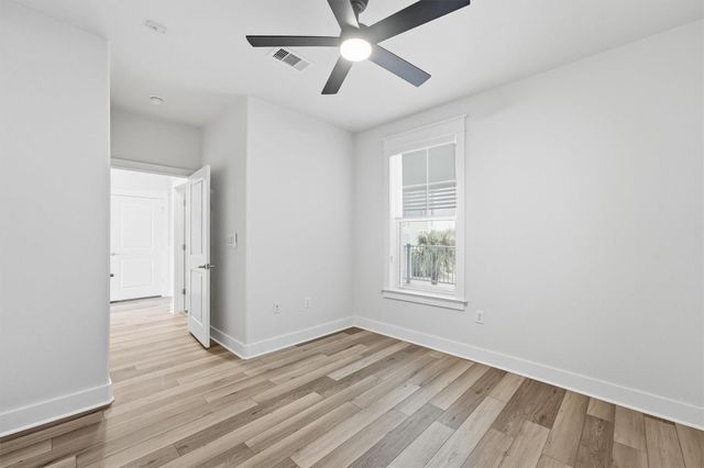 4211 Pointe West Drive 102, Galveston, TX 77554