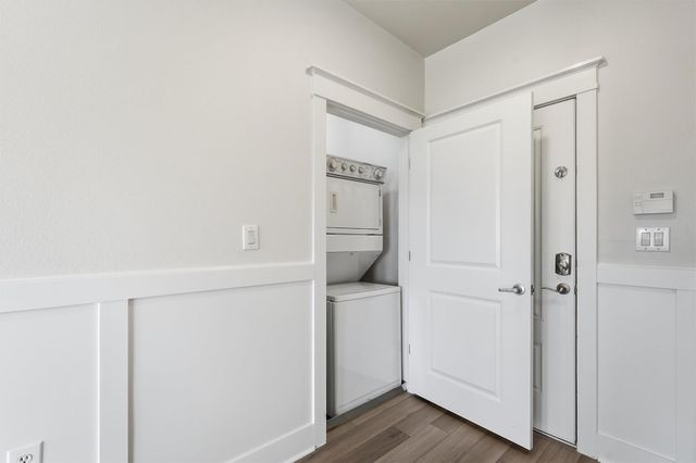 4211 Pointe West Drive 102, Galveston, TX 77554