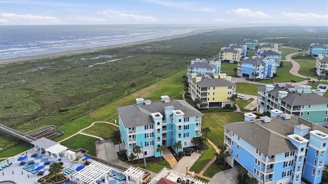 4211 Pointe West Drive 102, Galveston, TX 77554