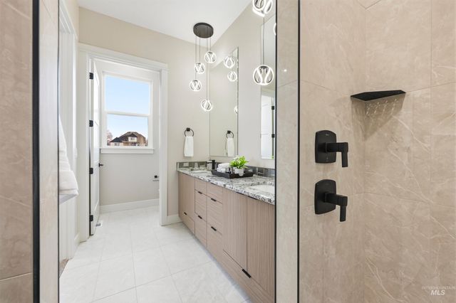 438 W Millstone St, Middleton, ID 83644