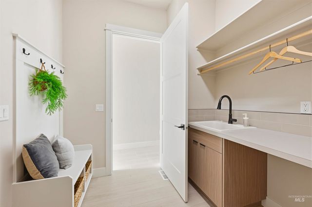 438 W Millstone St, Middleton, ID 83644