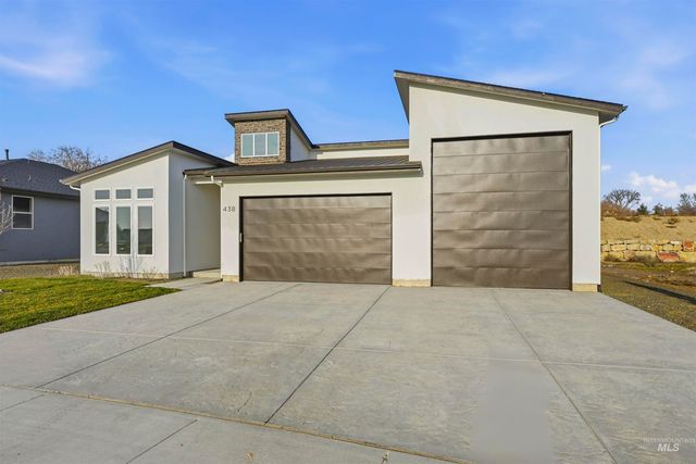 438 W Millstone St, Middleton, ID 83644