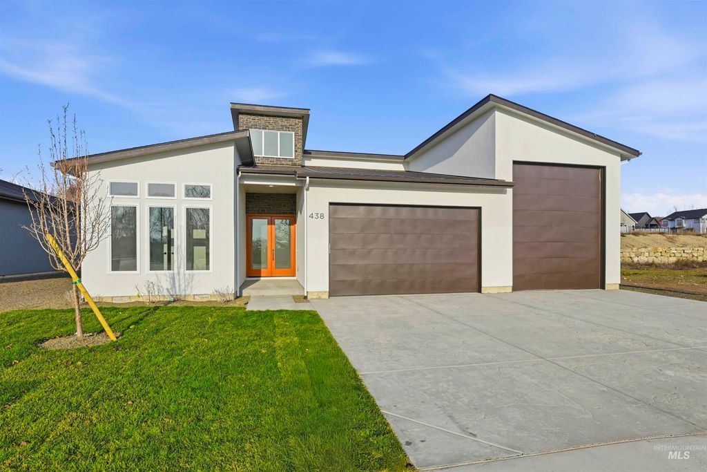 438 W Millstone St, Middleton, ID 83644