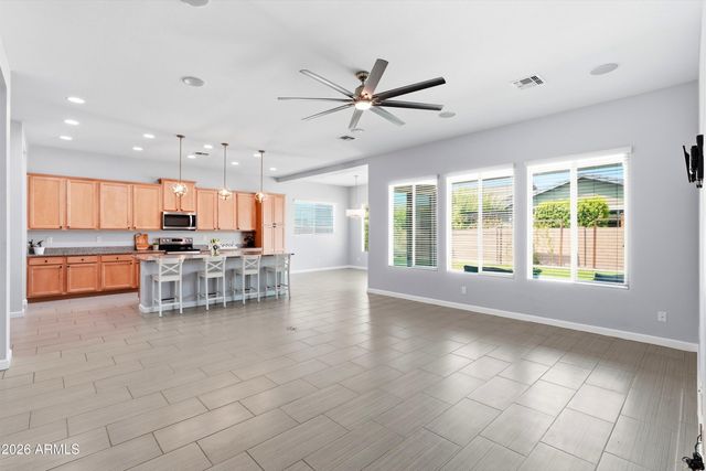 2850 E Spring Wheat Court, Gilbert, AZ 85296