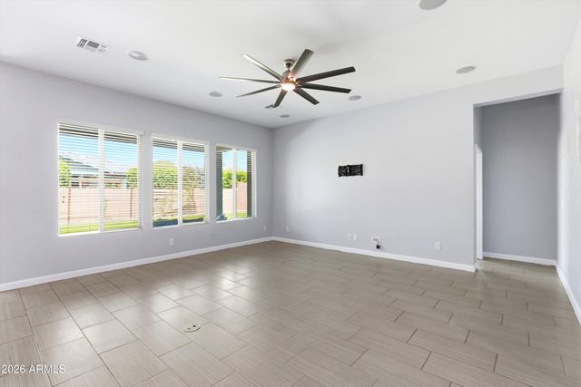 2850 E Spring Wheat Court, Gilbert, AZ 85296