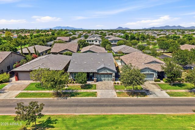 2850 E Spring Wheat Court, Gilbert, AZ 85296