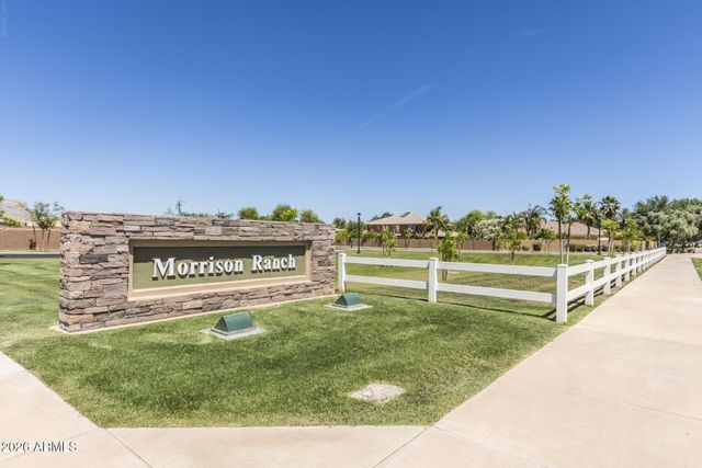 2850 E Spring Wheat Court, Gilbert, AZ 85296