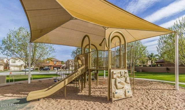 2850 E Spring Wheat Court, Gilbert, AZ 85296