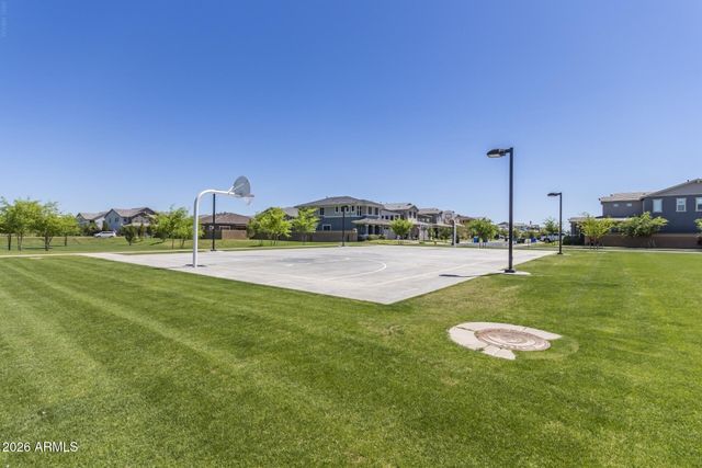 2850 E Spring Wheat Court, Gilbert, AZ 85296