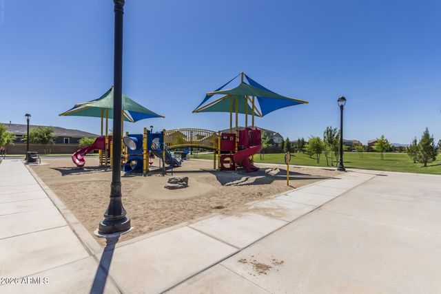 2850 E Spring Wheat Court, Gilbert, AZ 85296