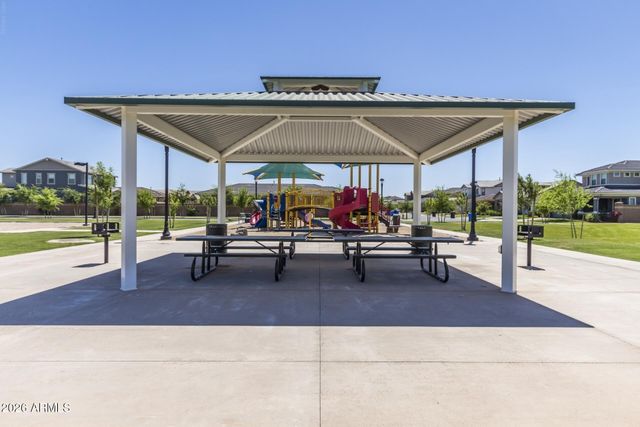 2850 E Spring Wheat Court, Gilbert, AZ 85296