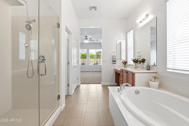 2850 E Spring Wheat Court, Gilbert, AZ 85296