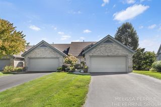 2462 Highridge Lane, Grand Rapids, MI 49546