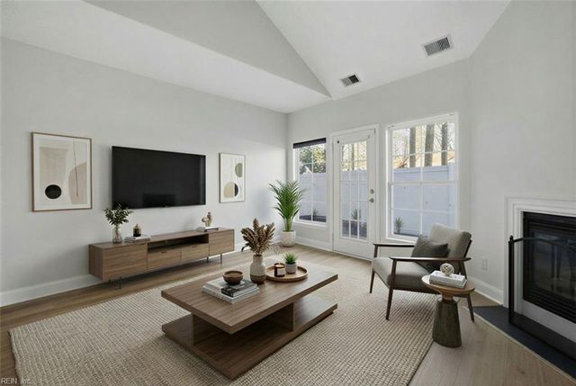 5029 Glen Canyon DR, Virginia Beach, VA 23462