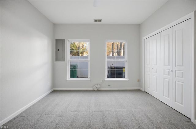 5029 Glen Canyon DR, Virginia Beach, VA 23462