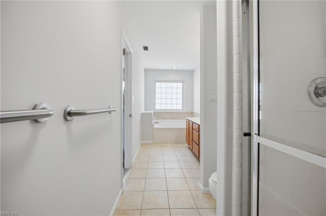 5029 Glen Canyon DR, Virginia Beach, VA 23462