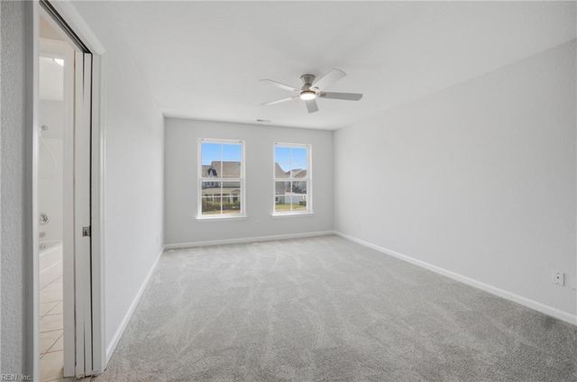 5029 Glen Canyon DR, Virginia Beach, VA 23462